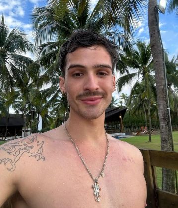 "Eu espero que vocês pensem da mesma forma. Respeito por mim eu tenho certeza que muitos não têm, mas tenha pelo próximo", pediu. (Foto Instagram)