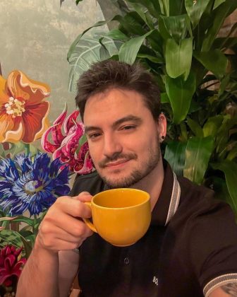 "E o salário ajudará a realizar seus sonhos", iniciou. (Foto Instagram)