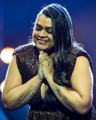 A cantora passou por um procedimento de 21 horas. (Foto: Instagram)