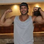 Mas ficou apenas cinco dias antes de desistir da competição. (Foto Divulgação)