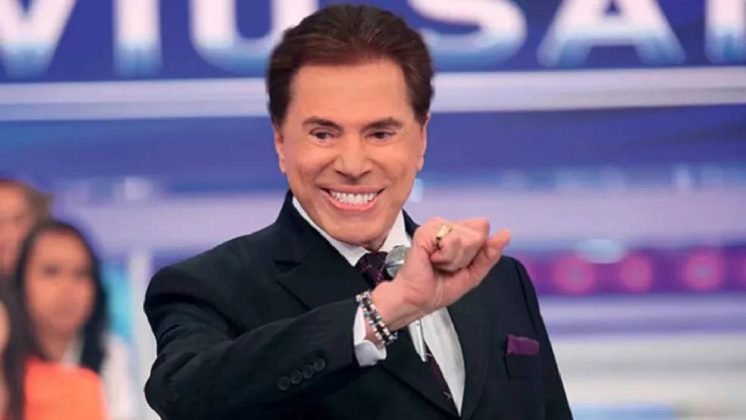 A estreia ocorreu no Programa Silvio Santos. (Foto: Instagram)