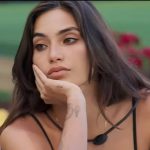 A tiktoker e influencer Vanessa Lopes sofreu um "quadro psicótico" durante o confinamento, afirmando que seus "traumas" estavam na casa e por isso desistiu do confinamento. (Foto Divulgação)
