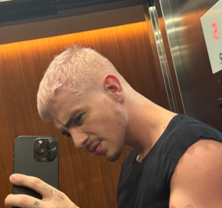 Juliano Floss surpreende com novo visual. (Foto: instagram)
