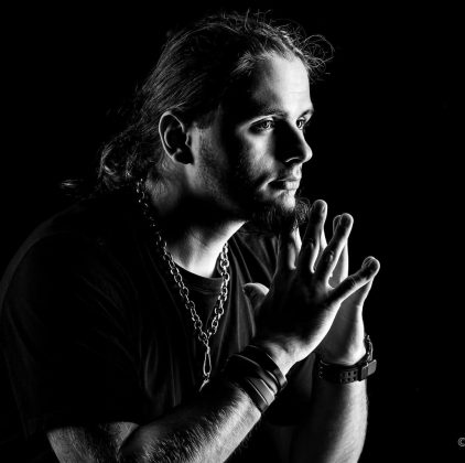 Além disso, Prince trabalha com o setor audiovisual e prefere manter sua vida longe das polêmicas. (Foto Instagram)