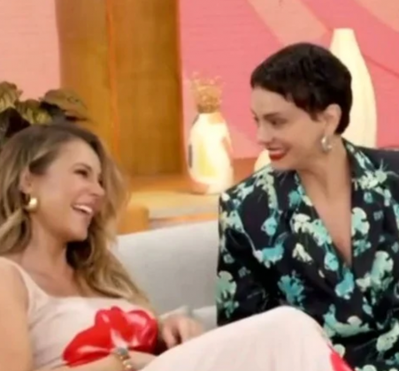 Paolla Oliveira comete gafe ao vivo na Globo. (Foto: Reprodução)