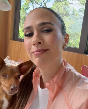 Tatá Werneck se revolta depois do seu pet ser barrado em concurso por não ser de raça (Foto: Instagram)