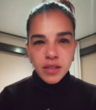 Mariana Rios chora ao falar sobre tentativas de engravidar. (Foto: Instagram)