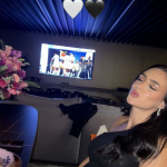 Neymar passou a noite de segunda ao lado de Bruna Biancardi. (Foto: Instagram)