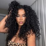 Lorena Maria desabafa sobre corpo pós-parto: "Não é legal ter um peito gigante" (Foto: Instagram)