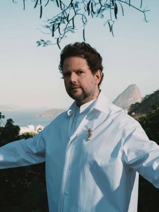 Selton Mello celebra 3 anos sem cigarro! Vitória pessoal inspiradora. (Foto: Instagram)