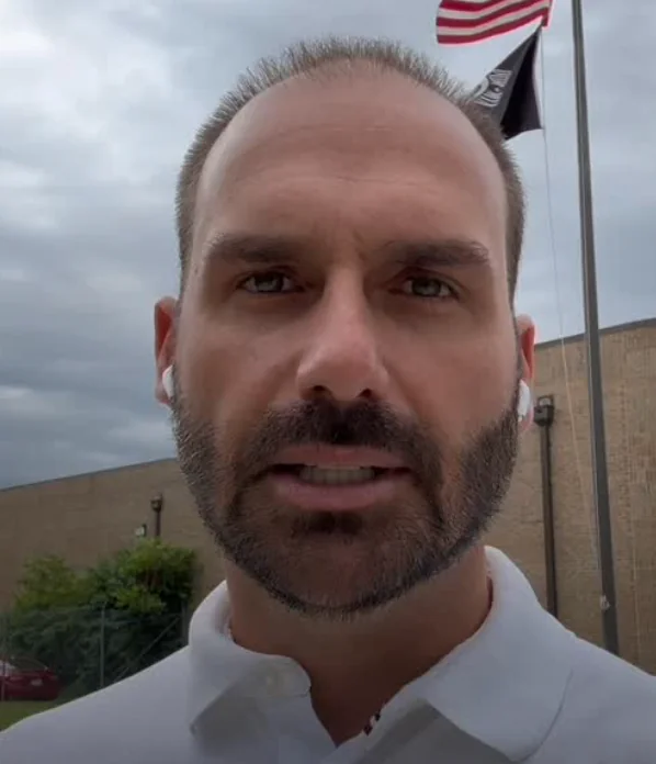 Eduardo Bolsonaro se posiciona sobre imposto de Trump. (Foto: Instagram)