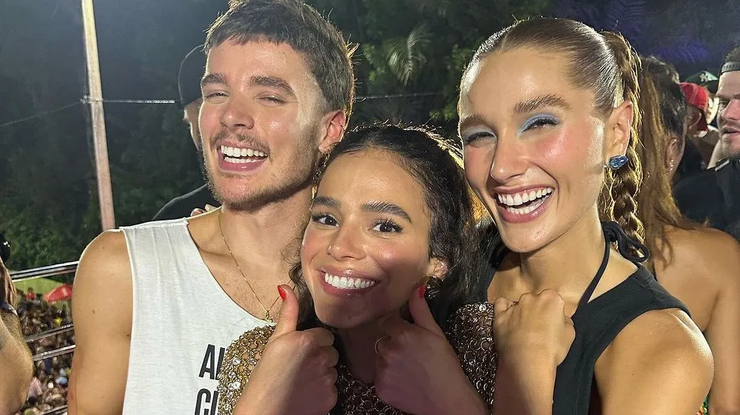 Bruna Marquezine revela ter interrompido momento íntimo de Sasha e João Lucas em viagem: "Ela desesperou" (Foto: Instagram)