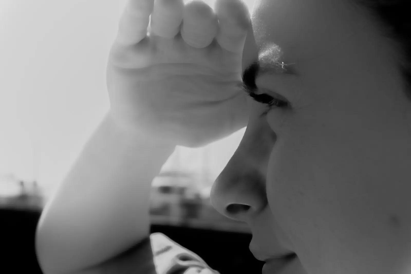Consciência do corpo para reduzir gestos arriscados (Créditos: Unsplash / Zulfugar Karimov)
