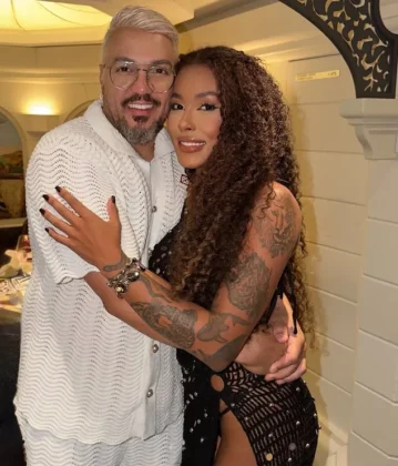 Irm&atilde; de Gracyanne publica foto com Belo em navio e se declara: &ldquo;Te amo muito&rdquo; (Foto: Instagram)