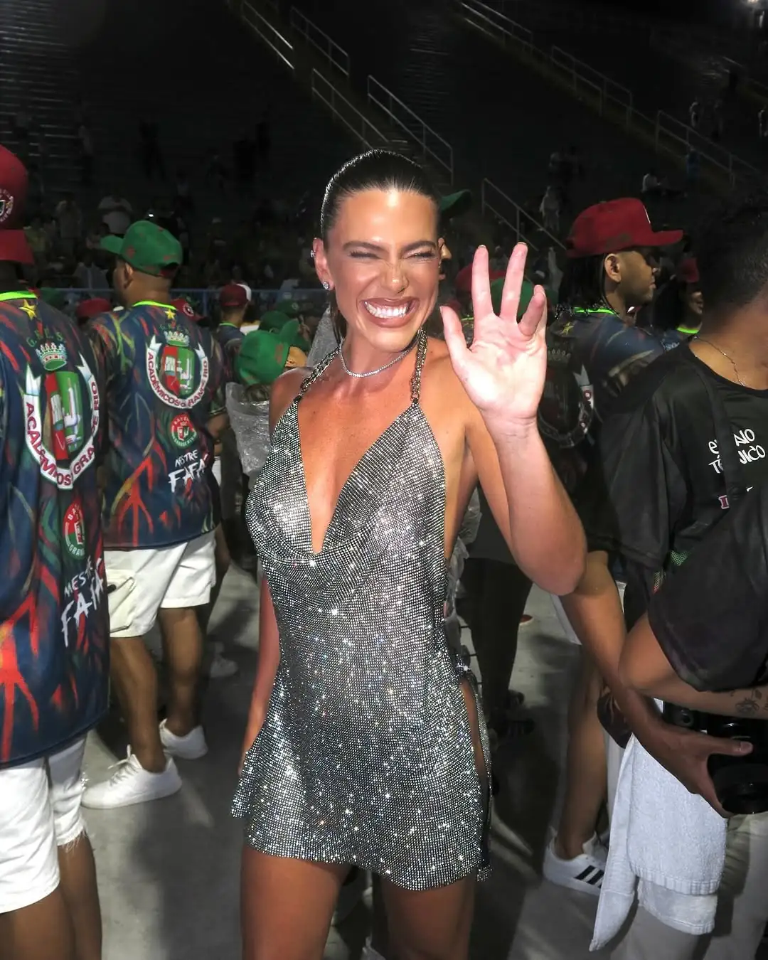 Segundo a ex-mulher do ator Cauã Reymond, o padrão de comportamento conhecido como “morde e assopra” é outro sinal de alerta, assim como críticas às roupas, tratamento diferente dentro e fora de casa e “brincadeiras que machucam”. (Foto: Instagram)