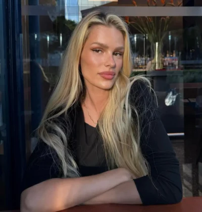 Yasmin Brunet voltou a falar sobre extraterrestres e afirmou acreditar que algumas esp&eacute;cies seriam capazes de assumir apar&ecirc;ncia humana (Foto: Instagram)