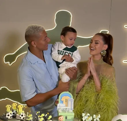 Richarlison rebate cr&iacute;tica ao nome do filho: "Vai ca&ccedil;ar um servi&ccedil;o" (Foto: Instagram)