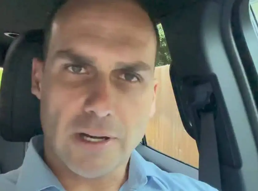 Eduardo Bolsonaro comenta tarifas dos EUA sobre produtos brasileiros: "Narrativa falsa" (Foto: Instagram)