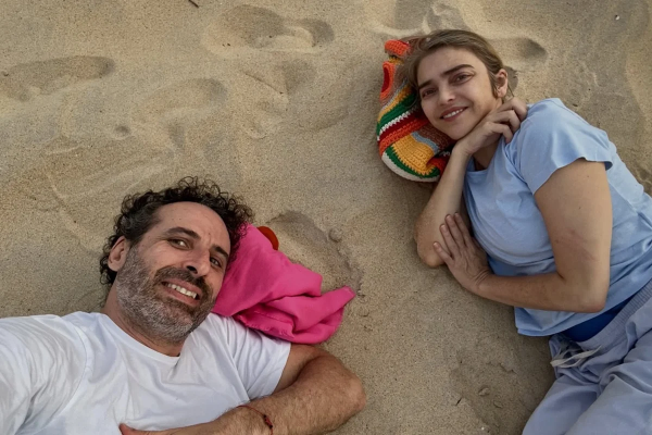 César Ferrario desabafa sobre saudade de Titina Medeiros sete meses após sua morte