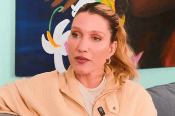 Gabriela Morais, ex-Pugliesi, afirma que ETs vivem disfarçados na Terra