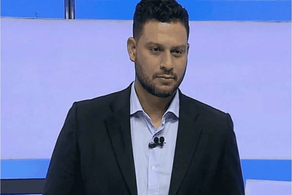 Ex-apresentador Darino Sena é socorrido em Salvador após surto