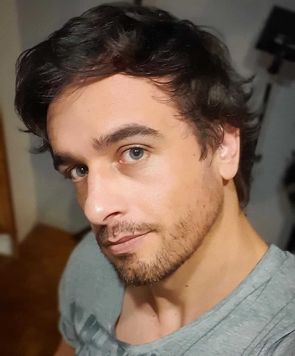 A fonte relatou que pessoas presentes na confraternização foram alertadas pelo choro da criança. Segundo a fonte, a mãe do menino correu até o local e outros convidados também se aproximaram, momento em que teriam encontrado Furlan com a vestimenta abaixada e a criança estaria nua e chorando. (Foto: Instagram)