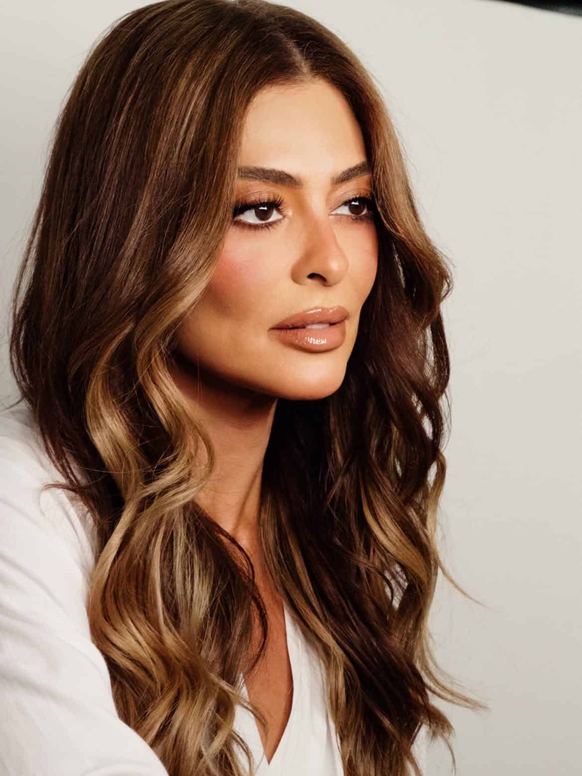 Além dos problemas com os horários, Juliana Paes também relatou que teve dificuldades dentro da aeronave. A atriz afirmou que a poltrona em que estava apresentava defeito no mecanismo de inclinação e que a tripulação não teria apresent. (Foto: Instagram)