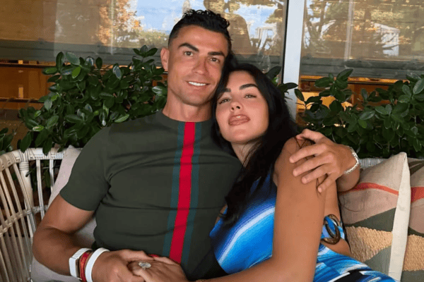 Georgina Rodríguez compartilha conselho de Cristiano Ronaldo após críticas à sua aparência