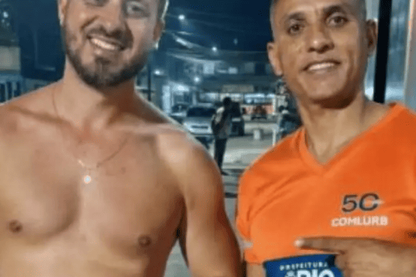 Gari encontra bolsa com dinheiro no lixo e toma atitude que surpreende moradores