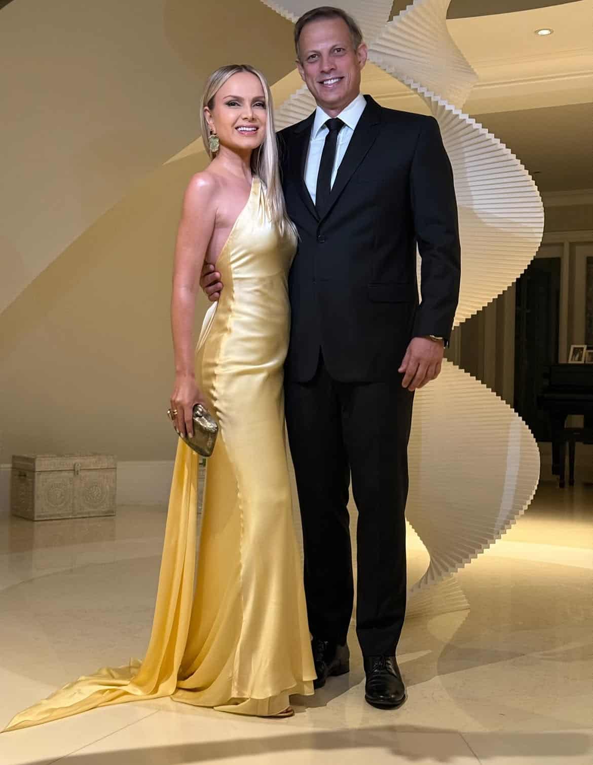 Qualidade do sono também pode influenciar a rotina de um casal (Créditos: Instagram)
