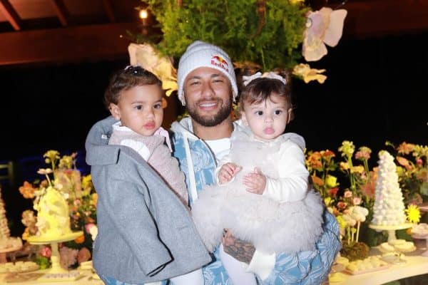 Neymar nega ter dito frase sobre pensão dos filhos, mas afirma: “Concordo”