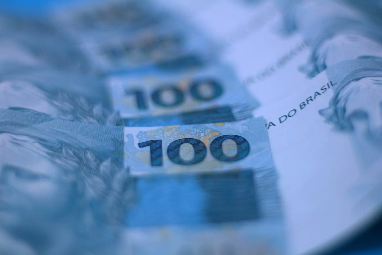 Inflação e atividade econômica seguem no foco das decisões do Copom. (Créditos: Unsplash Daniel Dan)