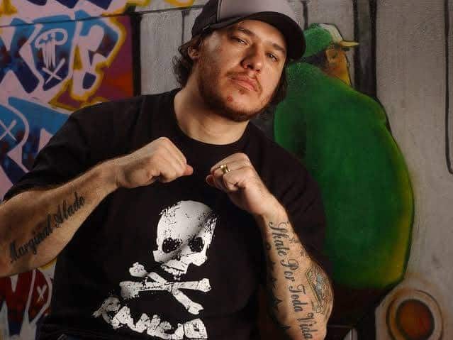 Luiz Augusto Romani, delegado que ficou à frente da investigação da morte do Chorão, líder da banda Charlie Brown Jr., em março de 2013, deu detalhes inéditos do caso, e afirmou que o artista teve um “surto” e decepou o próprio dedo. (Foto: Reprodução)
