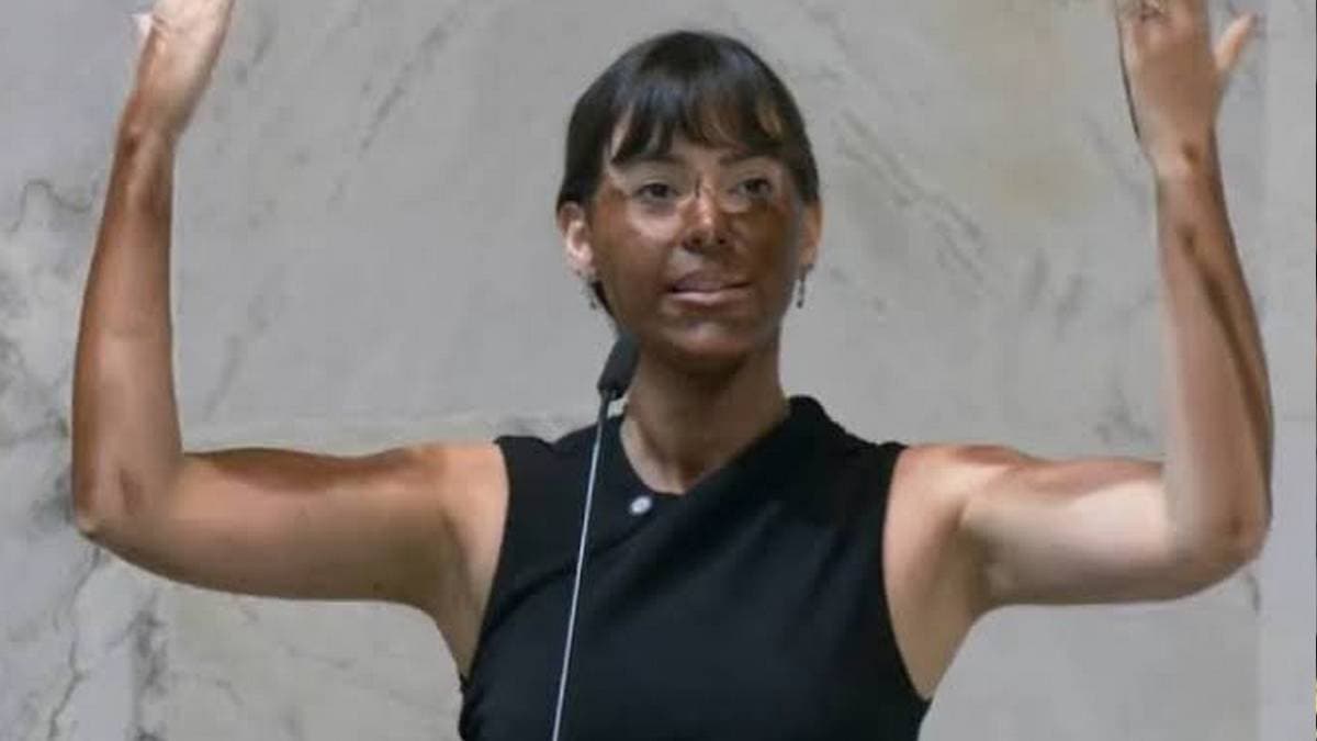 Caso de blackface: MP não vê intenção racista e pede arquivamento contra Fabiana Bolsonaro (Foto: YouTube)