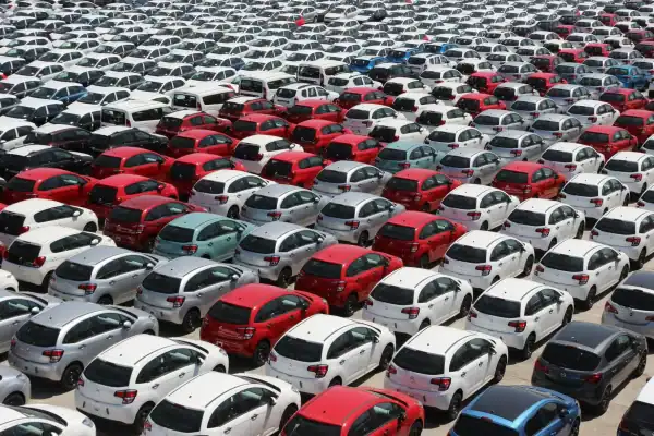 Marca chinesa Lepas desembarca no Brasil com carros baratos para desafiar gigantes