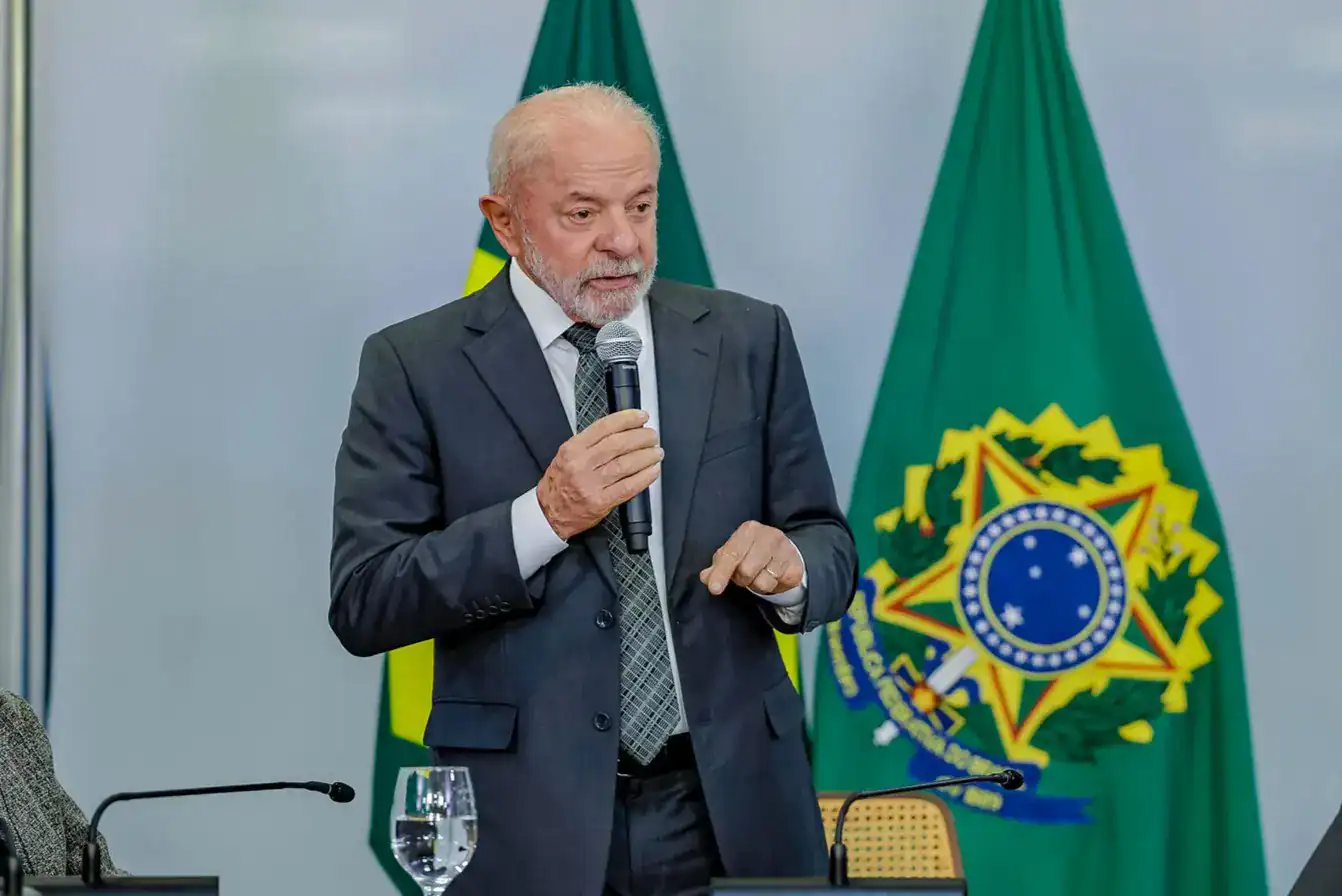 Pesquisa eleitoral mostra Lula próximo da maioria dos votos válidos (Créditos: Instagram)