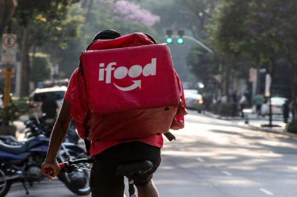 Anvisa autoriza entrega de medicamentos por apps como iFood, Rappi e Mercado Livre