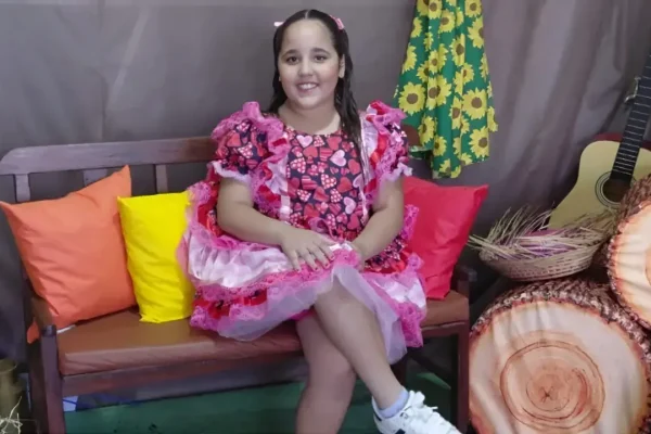 Menina de 7 anos morre após mal súbito durante merenda escolar