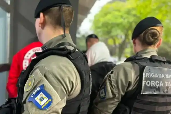 Operação prende 10 torcedores por ataque violento antes de jogo de futebol; veja detalhes