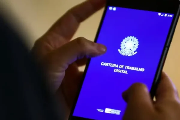 Abono salarial PIS/Pasep paga último lote neste sábado; veja quem recebe