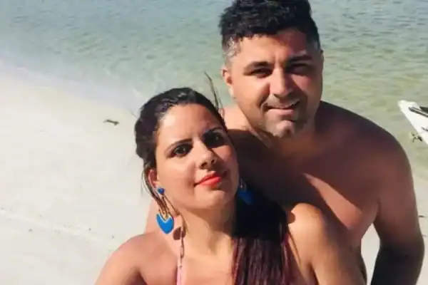 Manicure é assassinada a tiros pelo ex-companheiro dentro do salão onde trabalhava