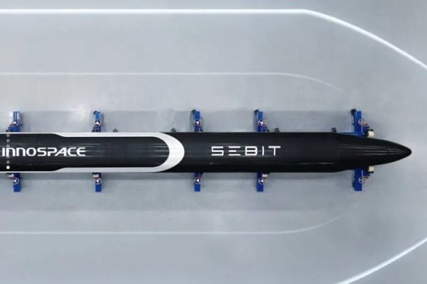 Foguete sul-coreano Sebit lançado do Brasil cai no mar após desvio da rota planejada
