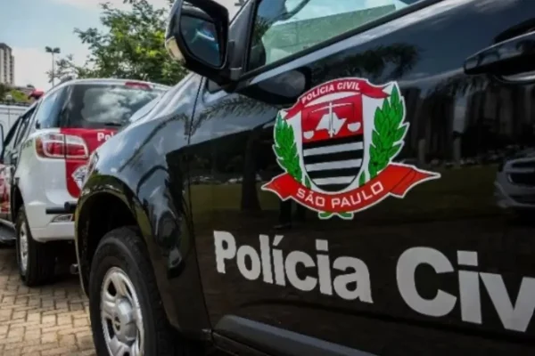 Mulher é achada morta sem um braço em estrada no interior de SP