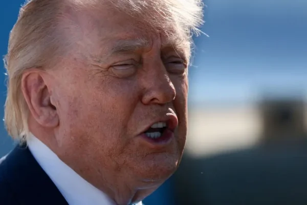 Trump divulga artigo do NY Post que aponta vitória dos EUA no confronto com Teerã