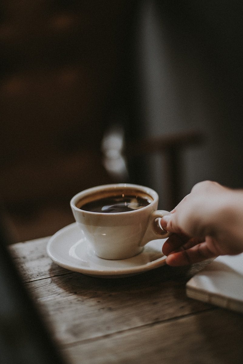 A relação entre café e saúde desperta interesse de pesquisadores. (Créditos: Unsplash / SnapbyThree MY)