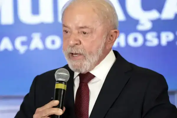 Lula é favorito entre geração Z nas eleições 2026, aponta pesquisa