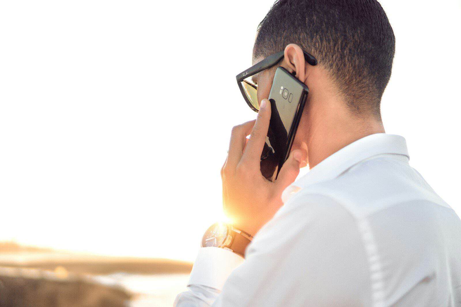 Nova etapa da telefonia brasileira aposta na identificação das chamadas. (Créditos: Unsplash Hassan OUAJBIR)