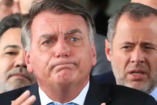 Ex-comandante da Aeronáutica de Bolsonaro revela bastidores da tentativa de golpe: “Eu disse não”