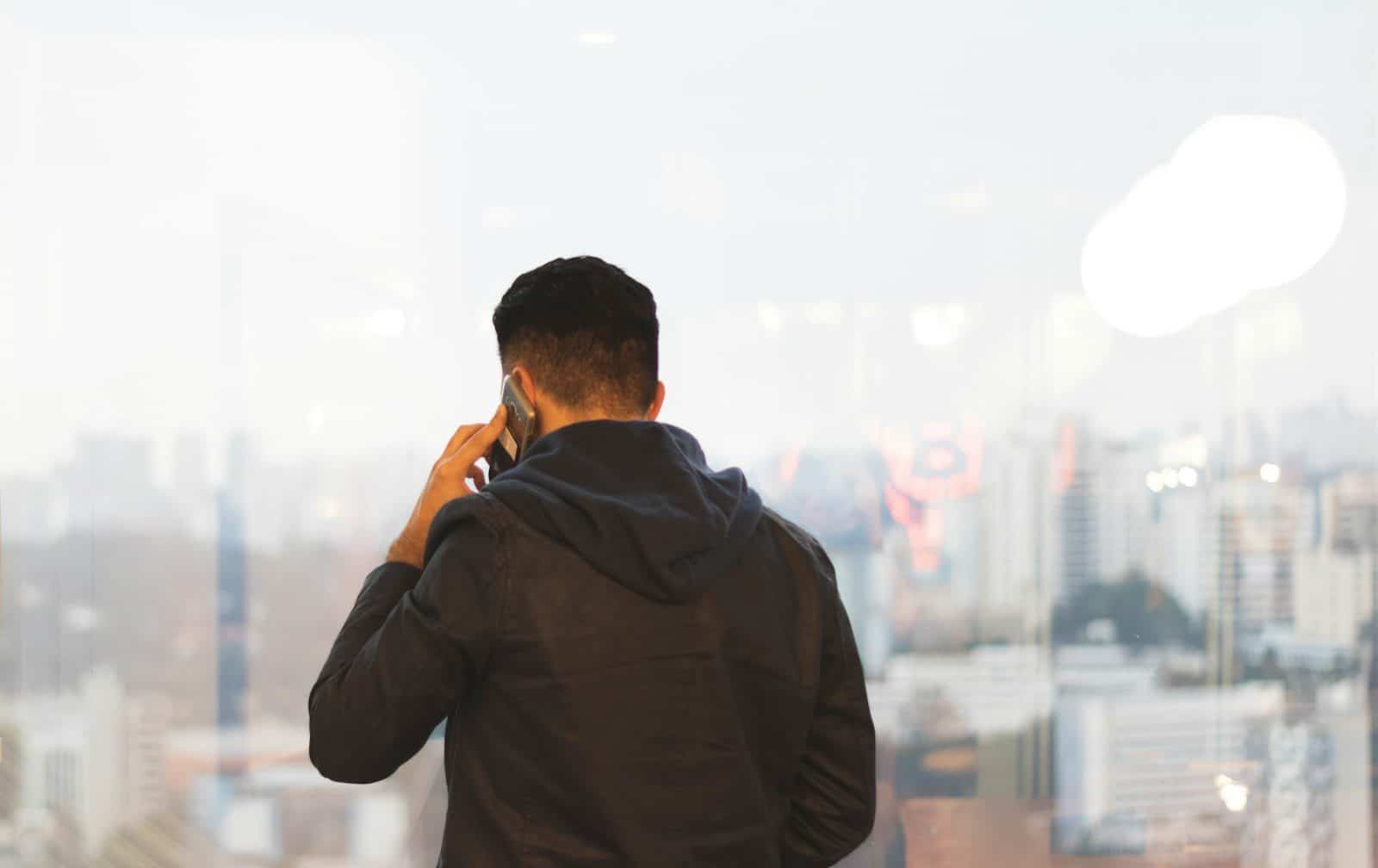 Iniciativa faz parte das medidas para combater chamadas abusivas. (Créditos: Unsplash Marília Castelli)