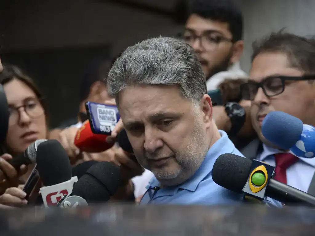 A Justiça do Rio de Janeiro determinou que o ex-governador Anthony Garotinho (Republicanos), candidato ao governo do Estado, cumpra a sentença de uma condenação por improbidade administrativa. (Foto: Agência Brasil)